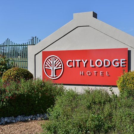 City Lodge Hotel Johannesburg Airport, Barbara Road Kempton Park Eksteriør billede