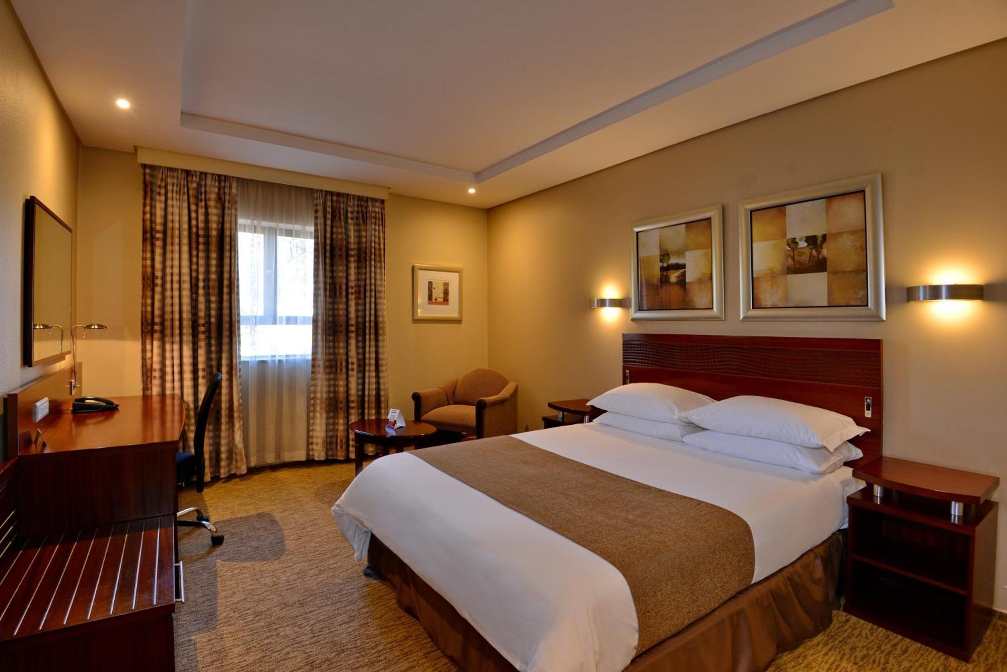 City Lodge Hotel Johannesburg Airport, Barbara Road Kempton Park Eksteriør billede