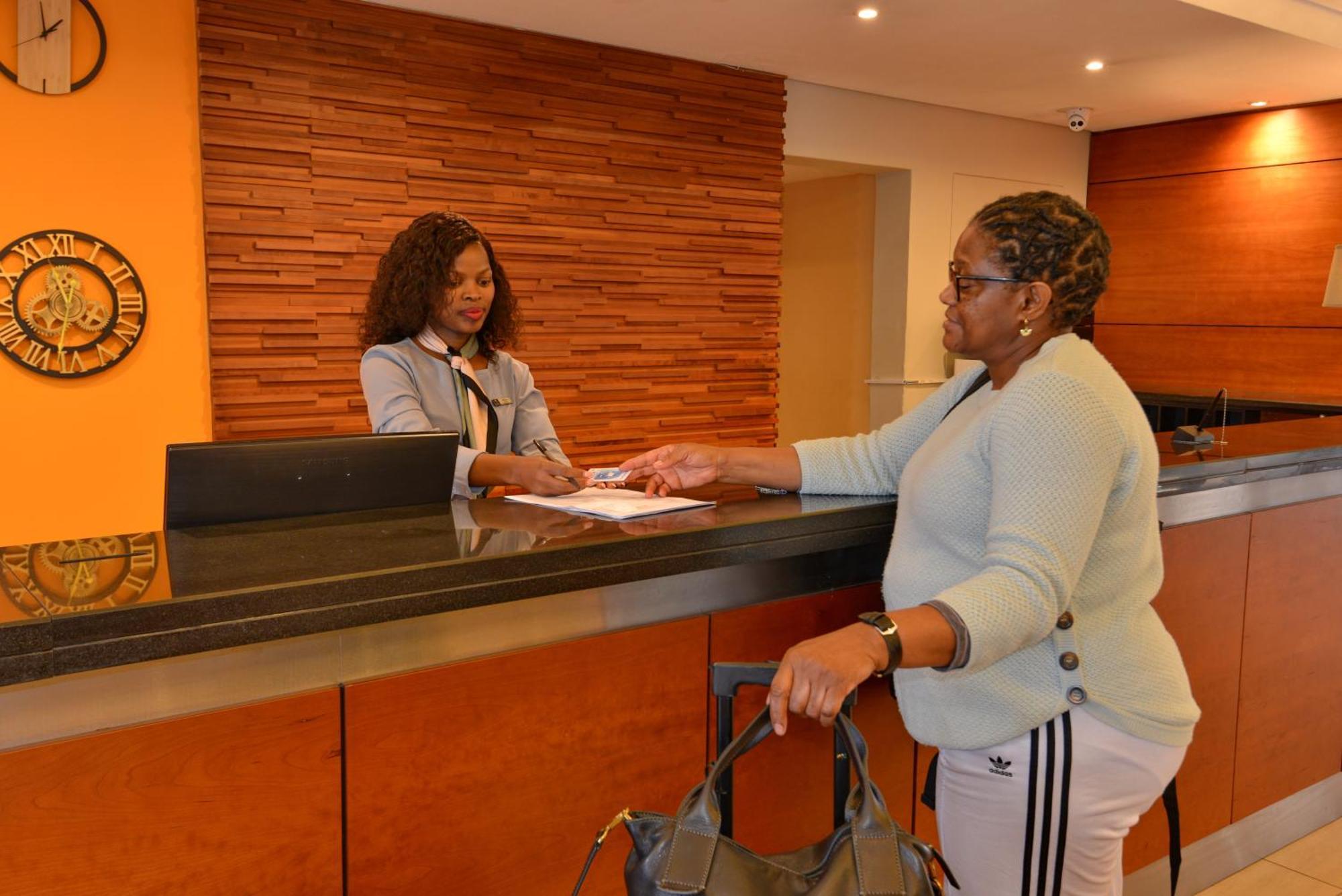 City Lodge Hotel Johannesburg Airport, Barbara Road Kempton Park Eksteriør billede